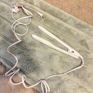 T3 1inch Hair Straightener